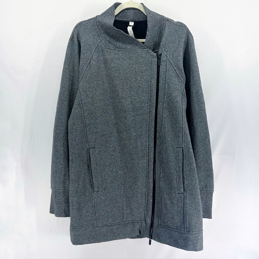 Lululemon Women’s Heathered Gray Wrap It Up Assymetrical Zip Jacket Size 12